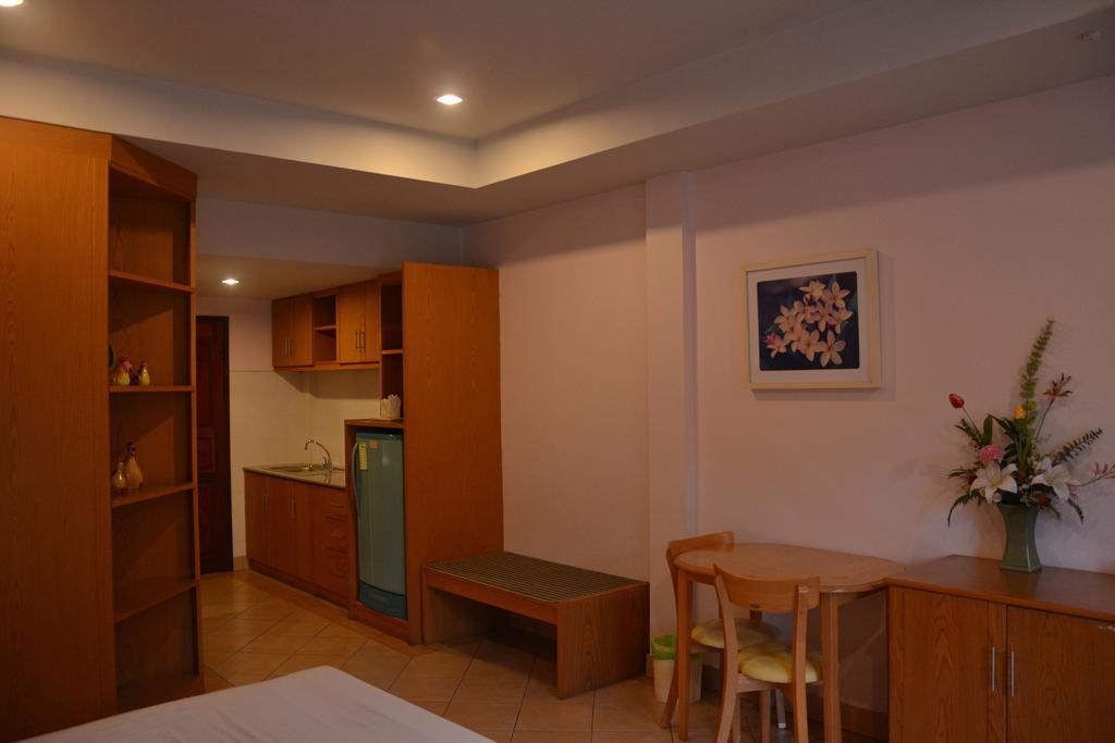 Seven Oaks Inn Bãi biển Jomtien Phòng bức ảnh