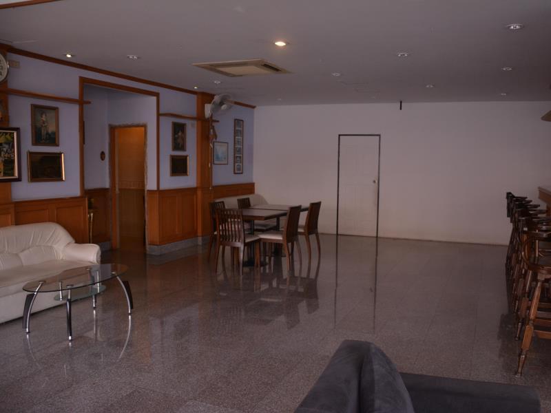 Seven Oaks Inn Bãi biển Jomtien Ngoại thất bức ảnh